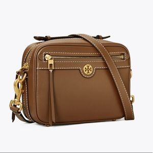 🛑final offer🛑 Tory Burch T Monogram Leather Camera Bag